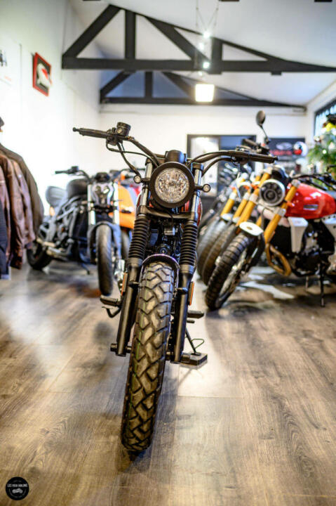 Brixton Saxby 250cc rouge/jaune – Image 13