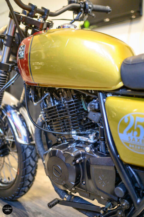 Brixton Saxby 250cc rouge/jaune – Image 16