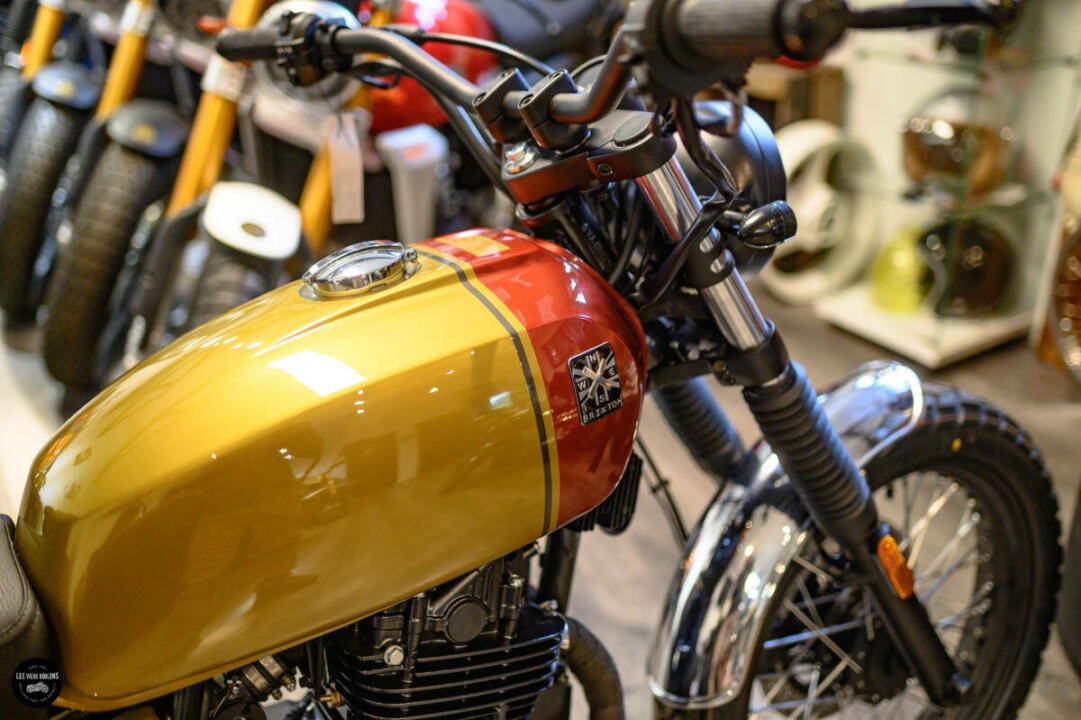 Brixton Saxby 250cc rouge/jaune – Image 2