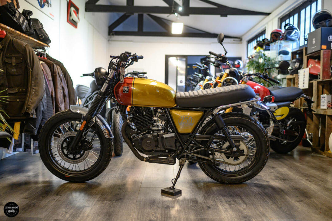 Brixton Saxby 250cc rouge/jaune – Image 19