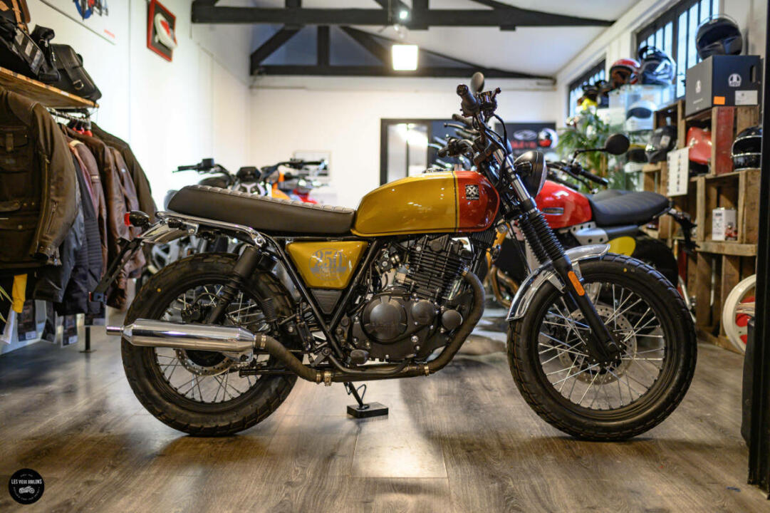 Brixton Saxby 250cc rouge/jaune – Image 23