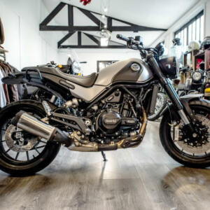 Benelli Leoncino 500 GRISE