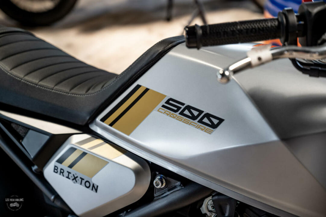 Brixton Crossfire 500 cc grise – Image 3