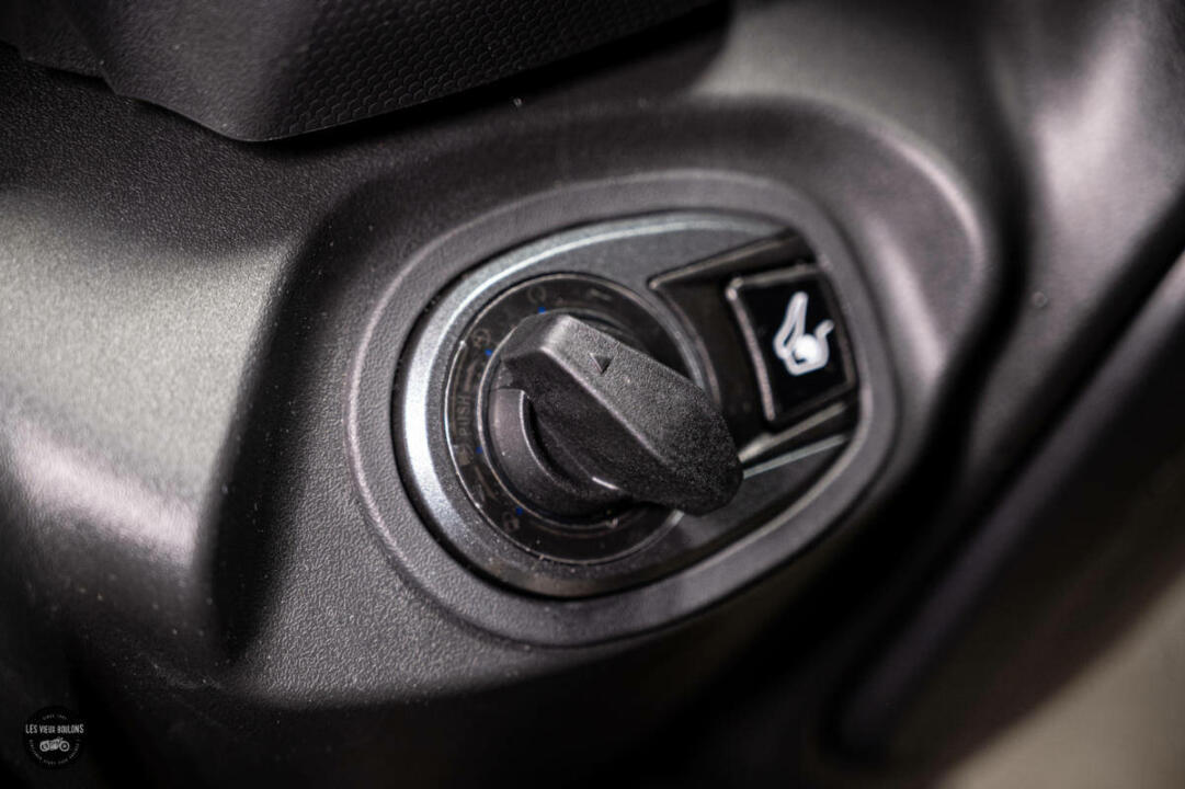 MAXSYM 400 GRIS ANTHRACITE – Image 16