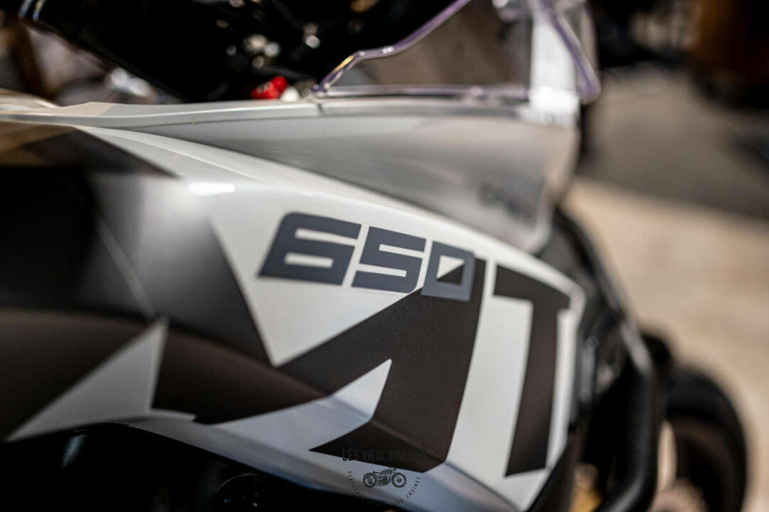 CF Moto MT 650 2023 7390€ – Image 4