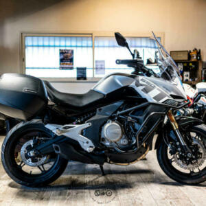 CF Moto MT 650 2023 7390€