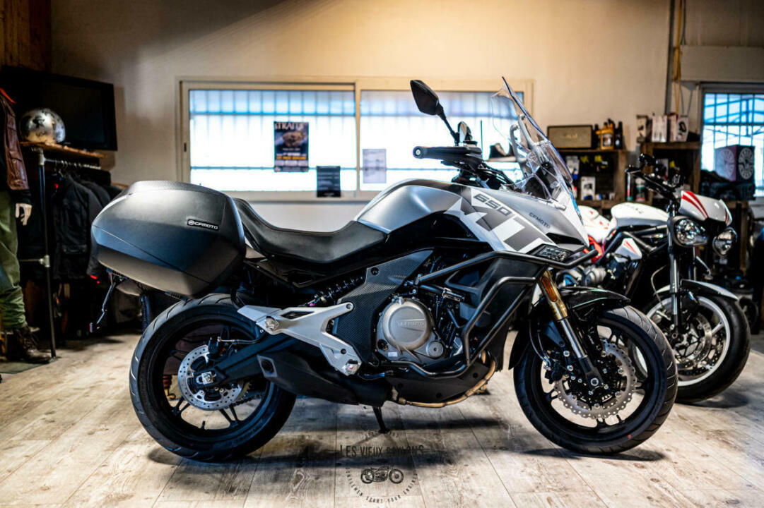 CF Moto MT 650 2023 7390€