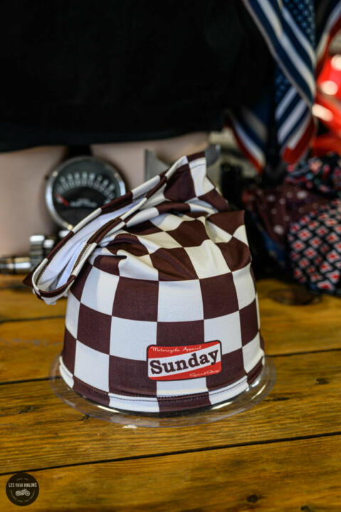 SUNDAY TOUR DE COU DAMIER CAFE