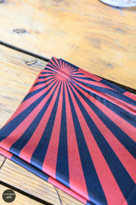 SUNDAY TOUR DE COU JAPAN BLACK RED – Image 4