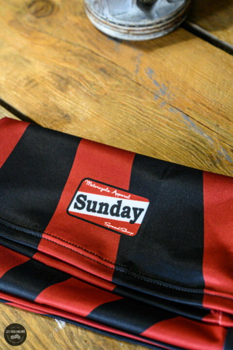 SUNDAY TOUR DE COU JAPAN BLACK RED – Image 2