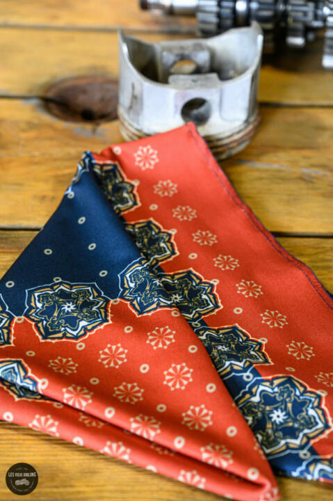 SUNDAY FOULARD RODEO