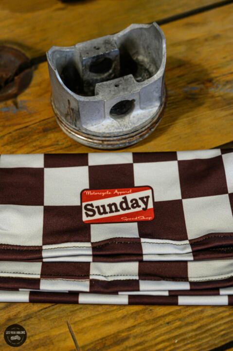 SUNDAY TOUR DE COU DAMIER CAFE – Image 3