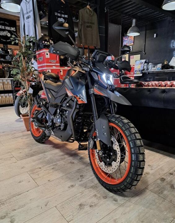 ZONTES 125 HYPER TRAIL