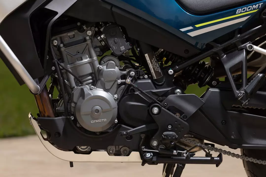 CF MOTO 800 MT TOURING – Image 4